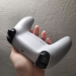 DualSense - фото 2