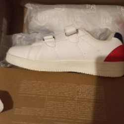 Кроссовки - фото 2