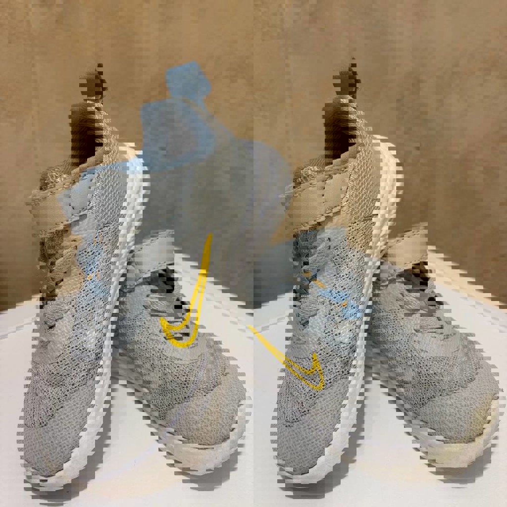 Кроссовки Nike