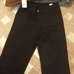 Чёрные джинсы - фото 1