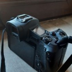 Canon R - фото 1