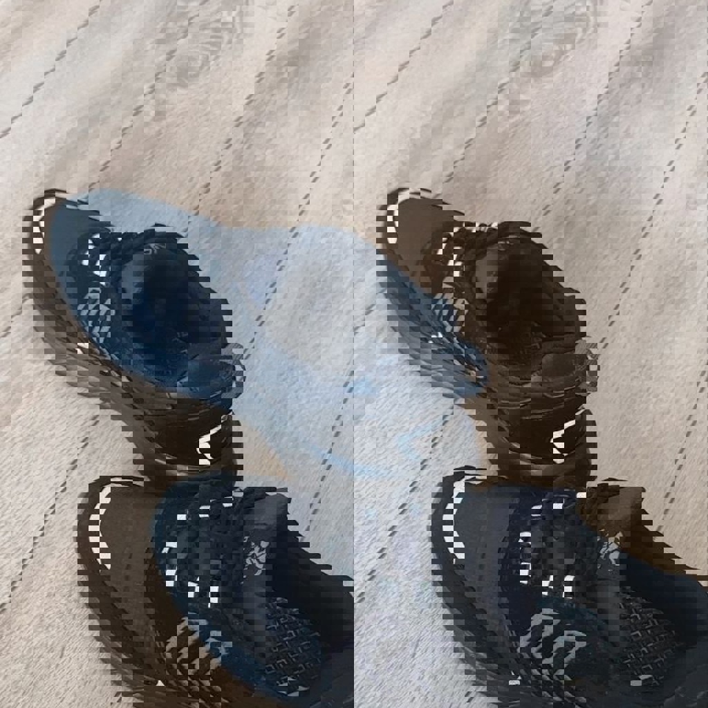 Кроссовки Hummel