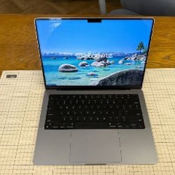 MacBook Pro 14-inch - фото 2