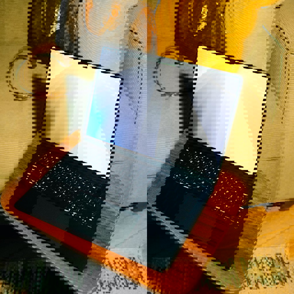 Macbook Air 13 M4 Midnight