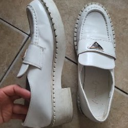 Красочные кроссовки adidas - фото 5