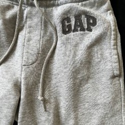 Спортивные штаны GAP для женщин - фото 2