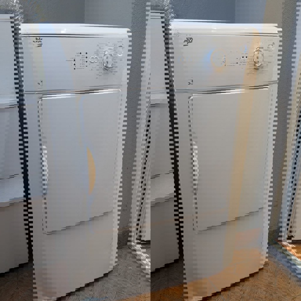 Сушильная машина Beko DV1572X