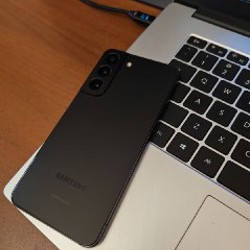 Samsung S22 - фото 2