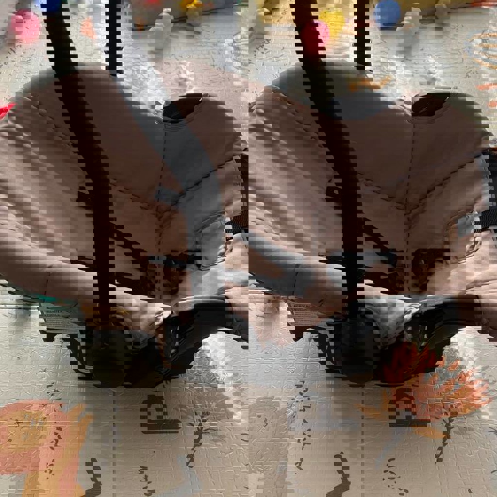 Автолюлька/автокресло