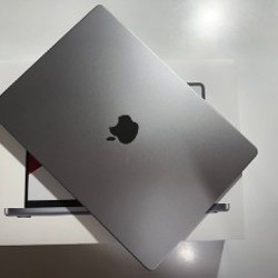 MacBook Pro 14 дюймов - фото 2