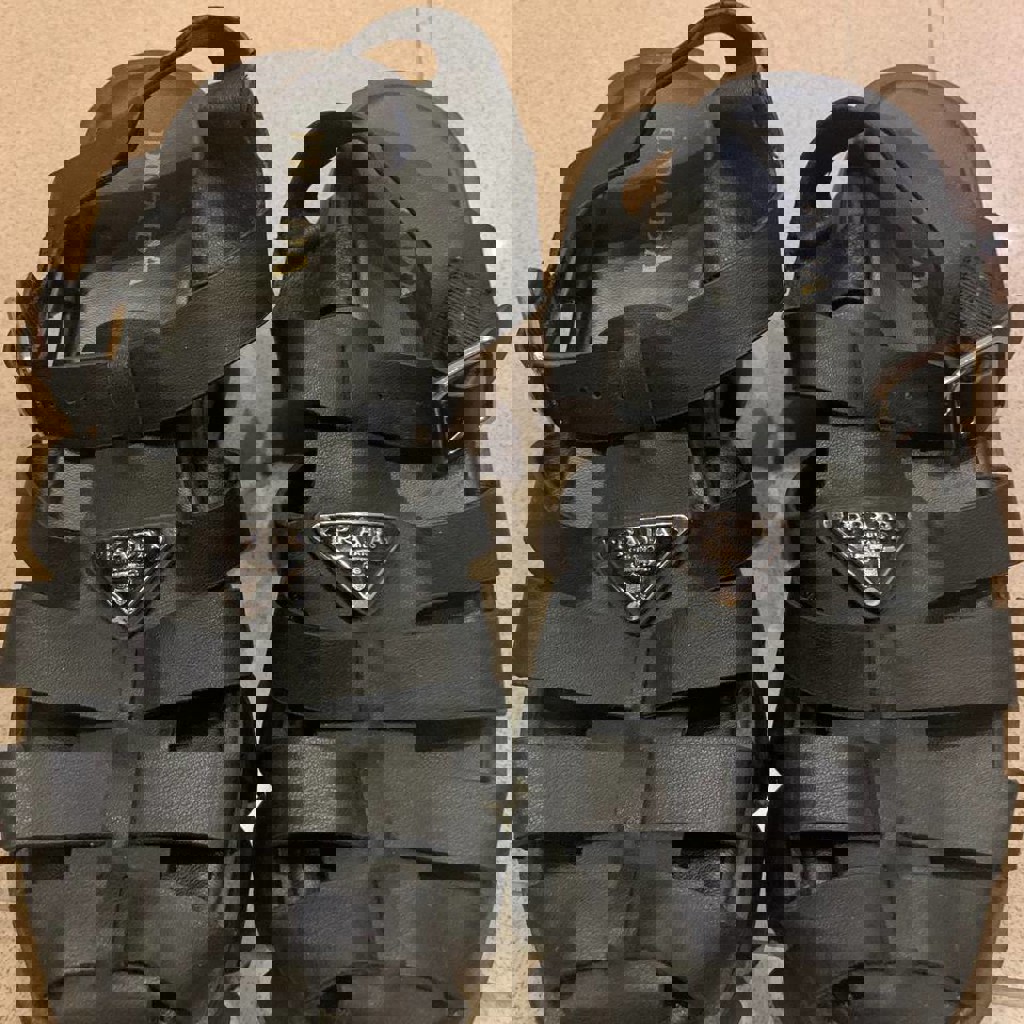 Босоножки на тракторной подошве