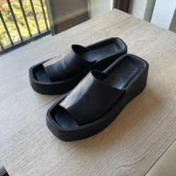 Тапки – мюли – сабо – сандалии - фото 4