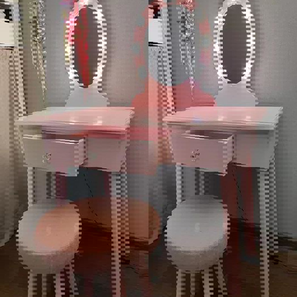 Детское трюмо