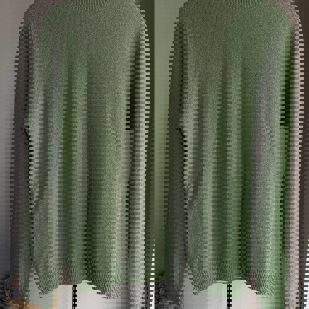 Свитер из тонкой шерсти