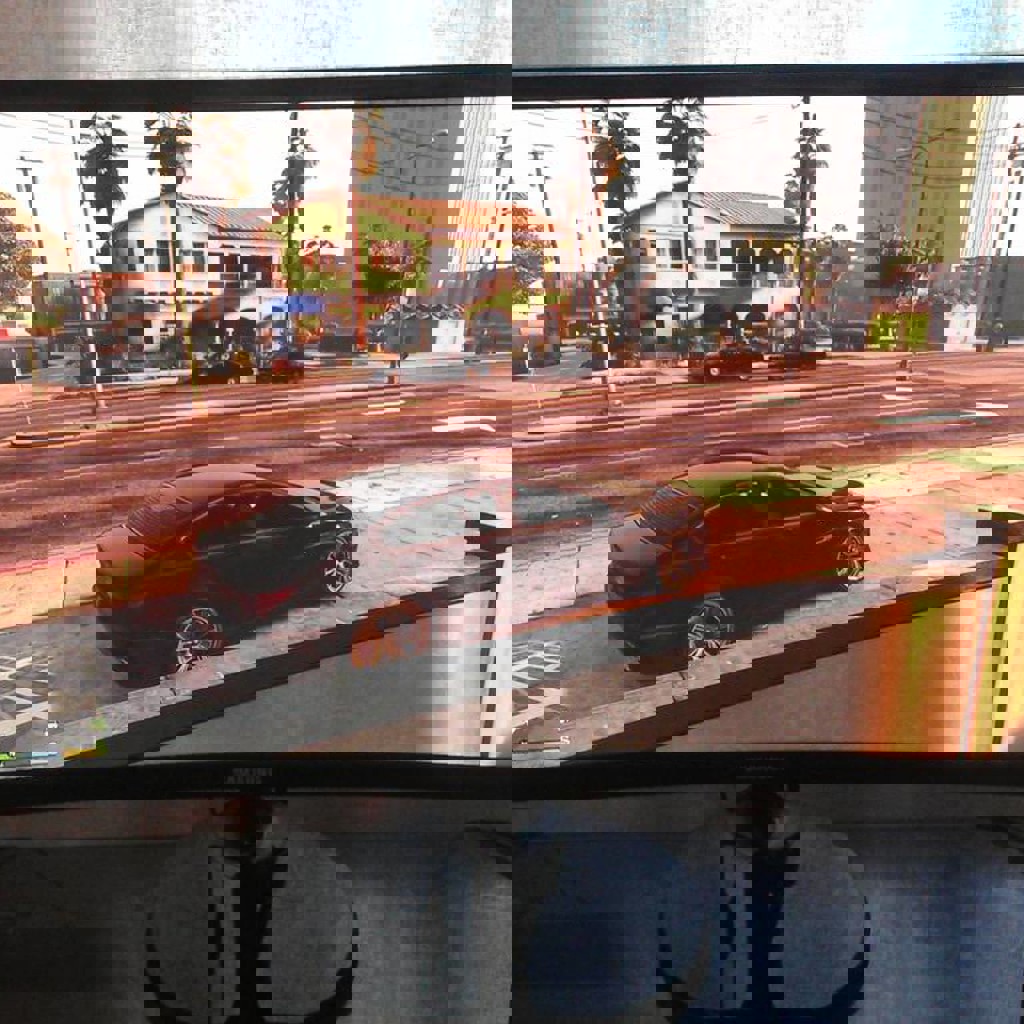 Монитор Samsung C24F390FHI