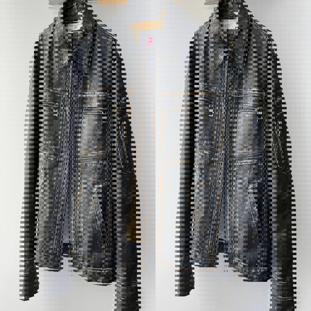 Кожаная куртка Sixty