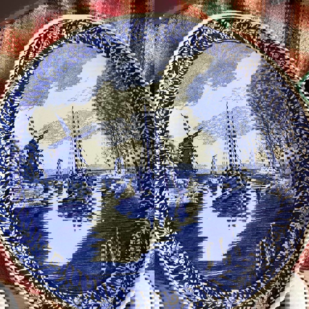 Винтажные бельгийские тарелки