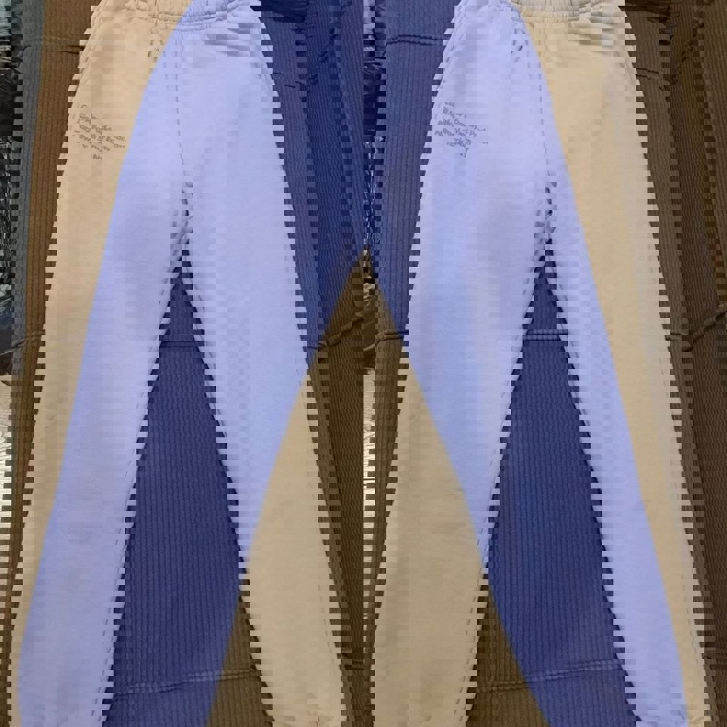 Спортивные штаны