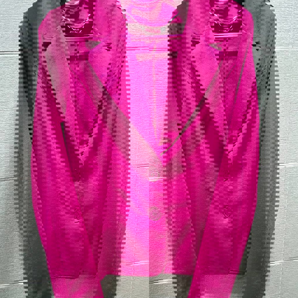 Пиджак приталеный цвета фуксия