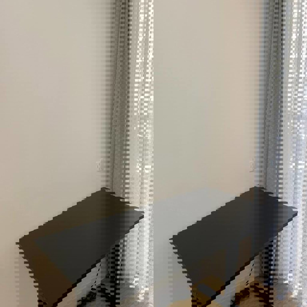 Чёрный стол