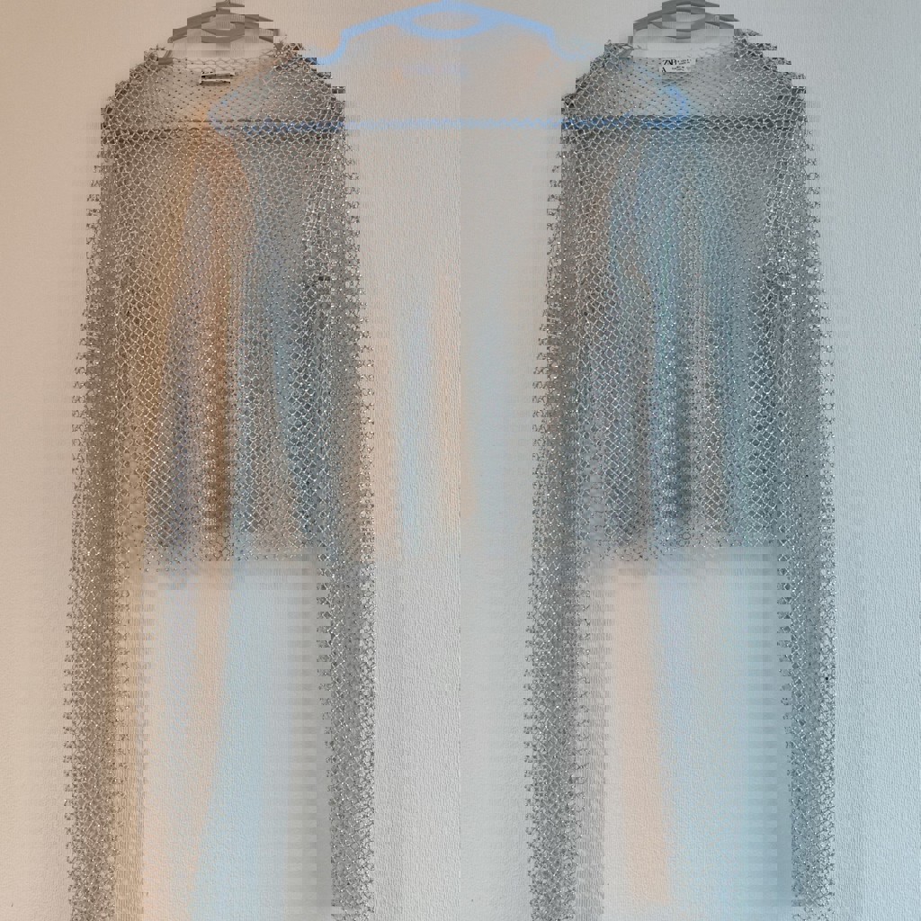 Кофточка со стразами