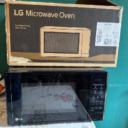 Микроволновая печь LG MS2042DB - фото 2