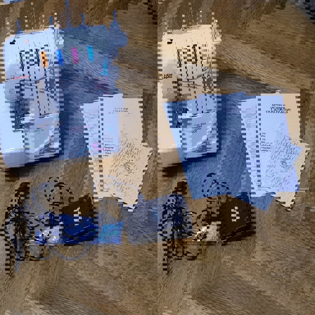 Оверлок Janome 1300D