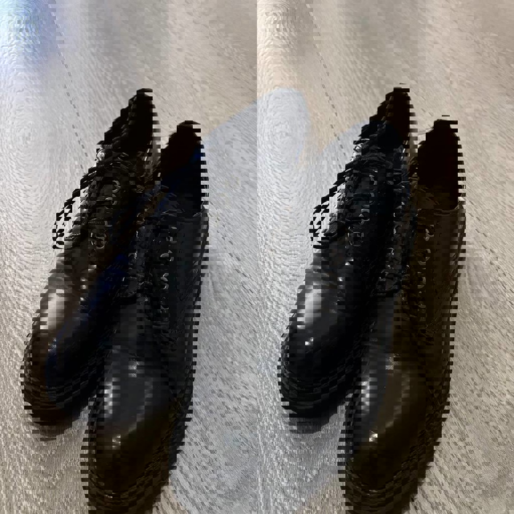 Лоферы лакированные