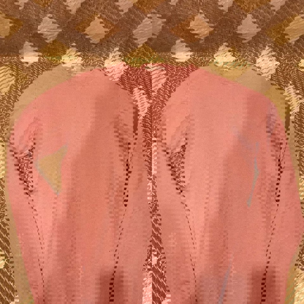 Розовая кофта