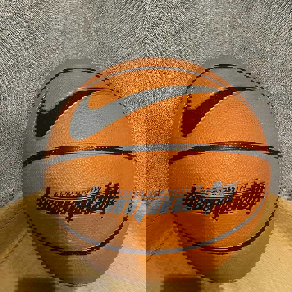 Баскетбольный мяч Nike Dominate 7