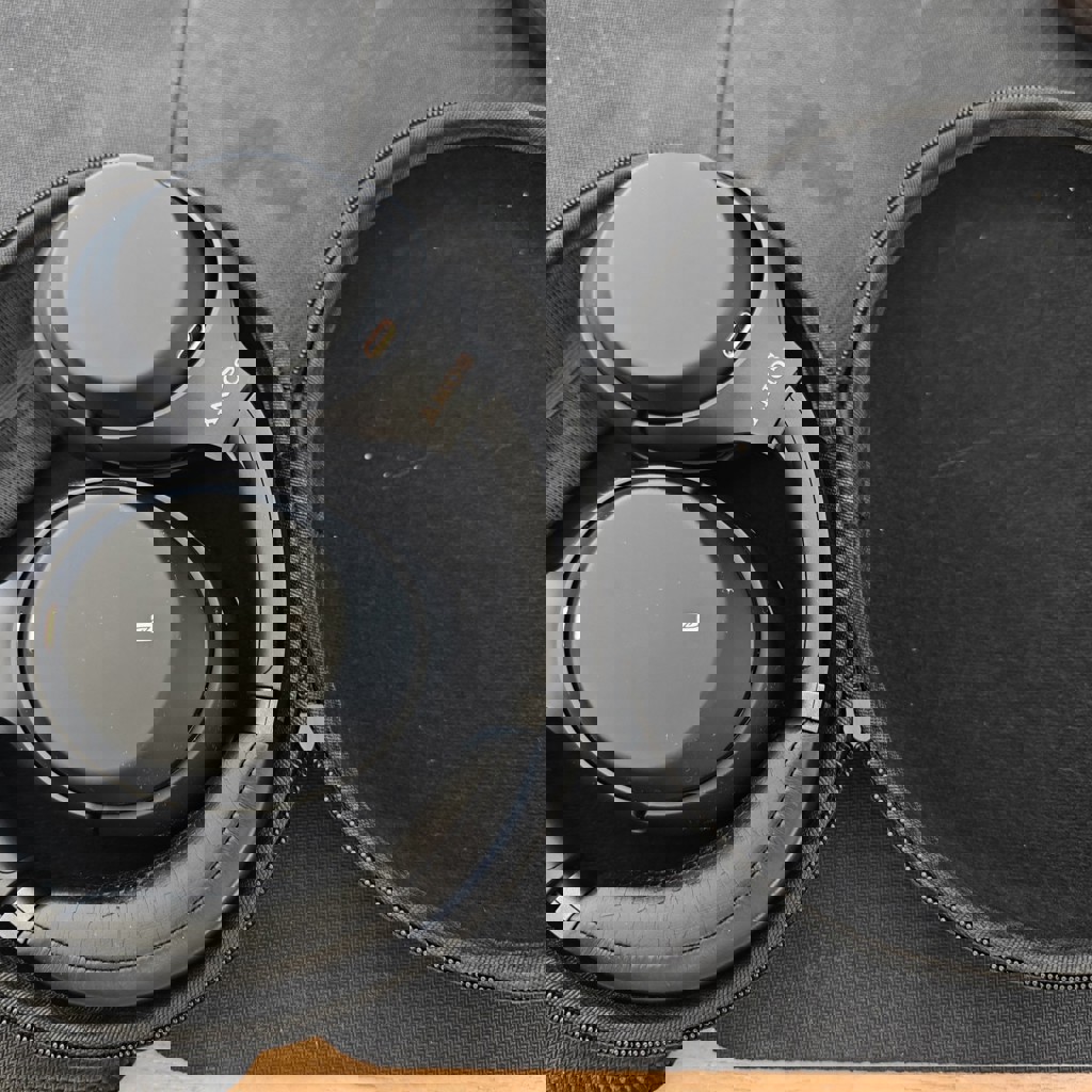 Наушники Sony WH1000XM3