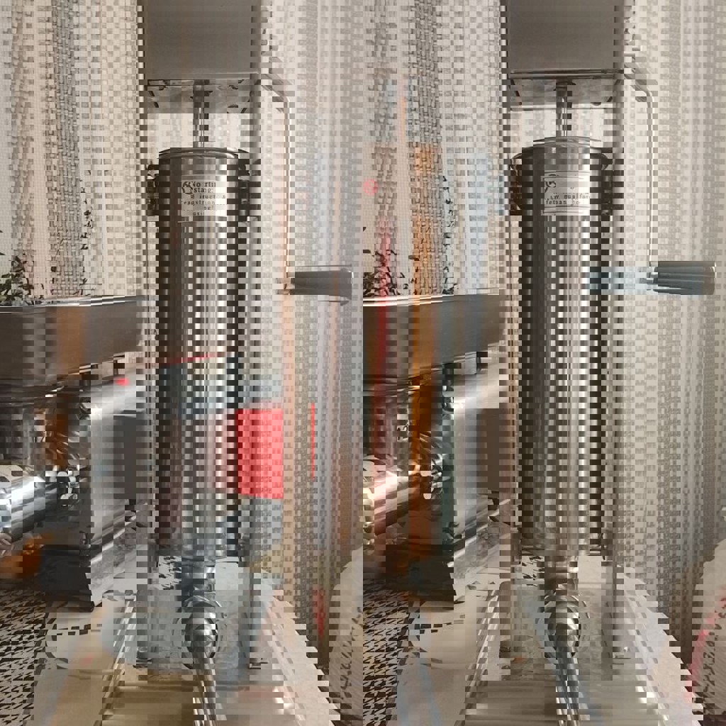 Шприц для набивки колбасы