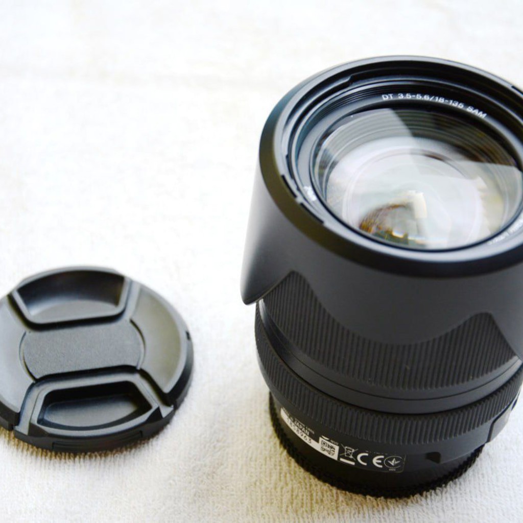 Объектив SONY DT 18-135 mm F3.5-5.6 SAM SAL18135