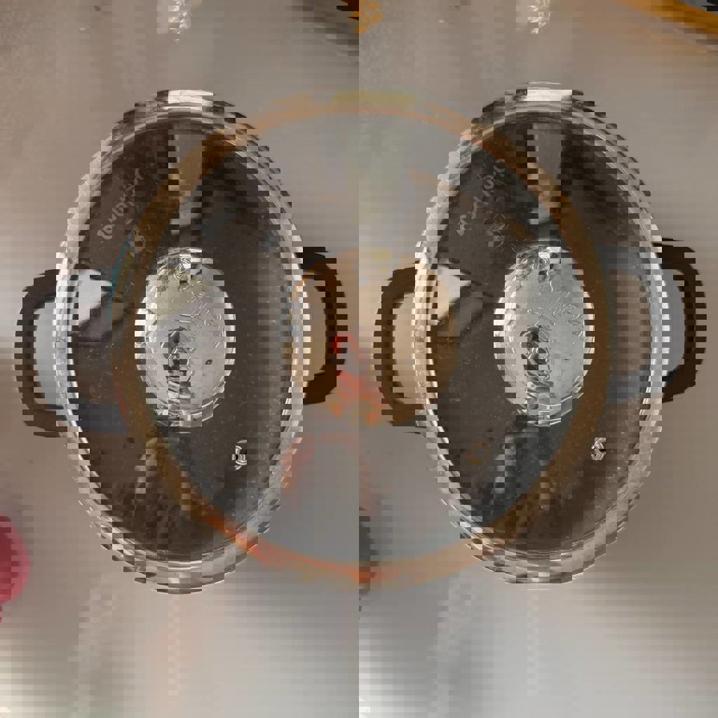 Бокалы для вина маленькие