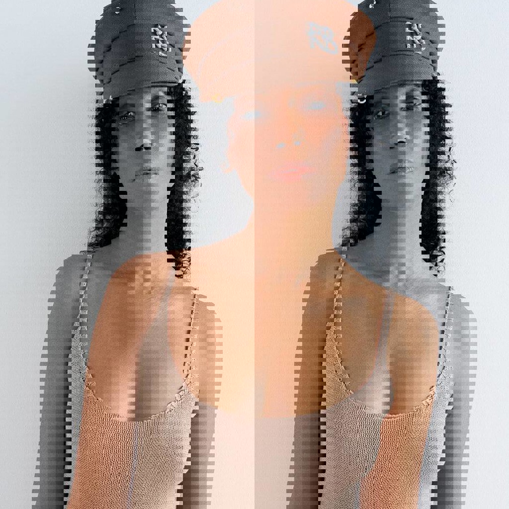 Шляпка черная фетровая