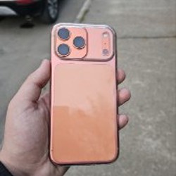 IPhone 15 Pro - фото 1
