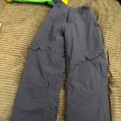 DKNY потертая - фото 3