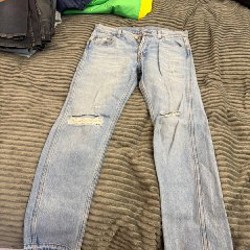 DKNY потертая - фото 3