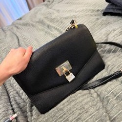 DKNY потертая - фото 8