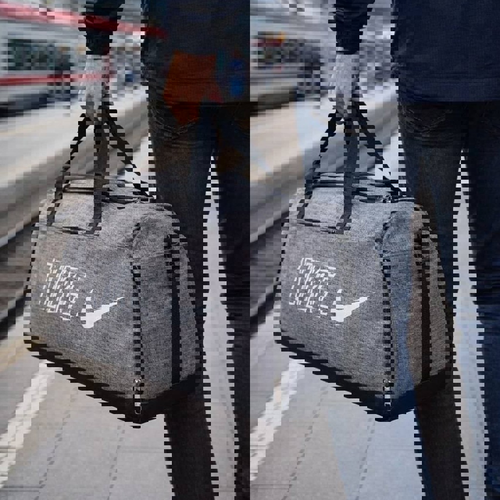 Чёрный рюкзак с карманами