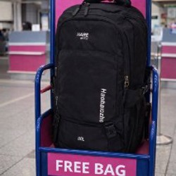 Чёрный рюкзак с карманами - фото 2