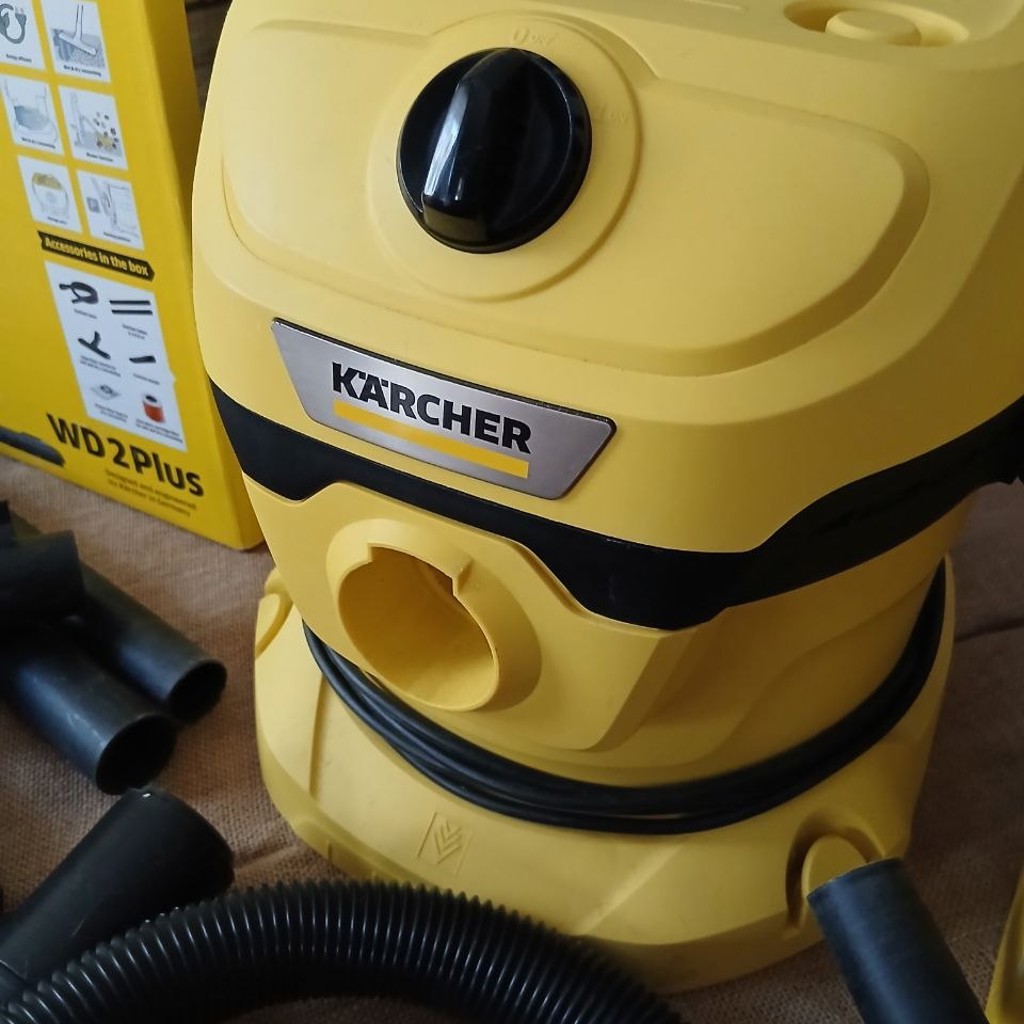 Пылесос Karcher WD2 Plus