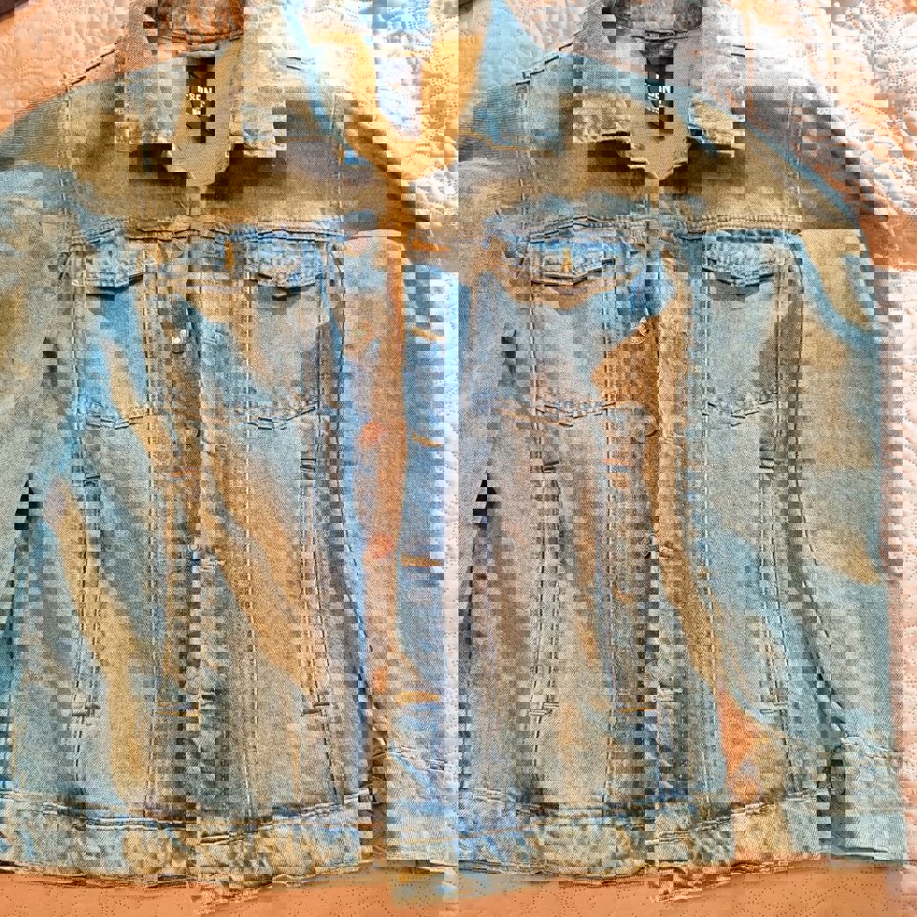 Спортивная куртка