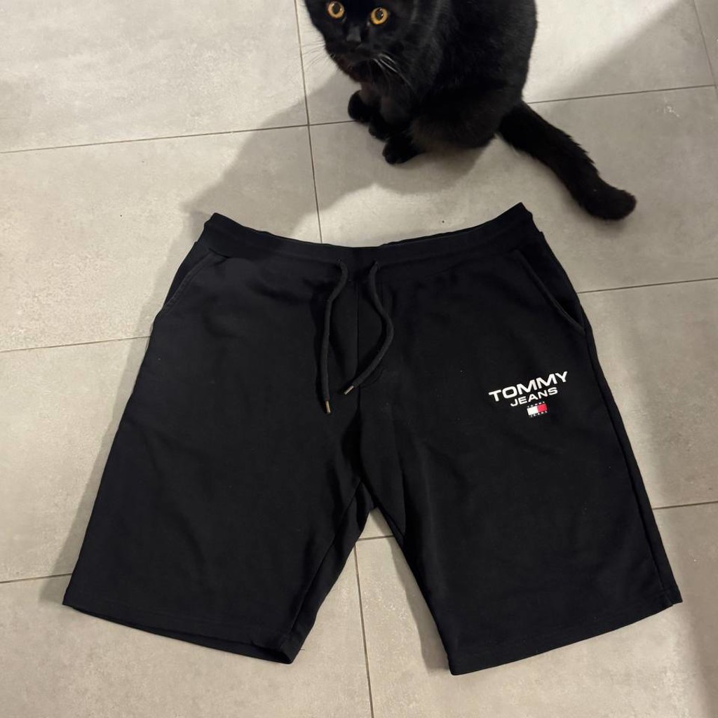 Шорты Tommy Hilfiger