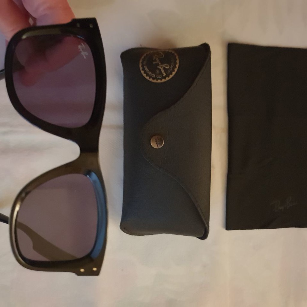 Ray-ban wayfarer reverse black