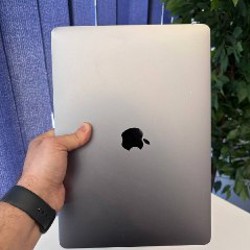 MacBook Pro 2017 - фото 3