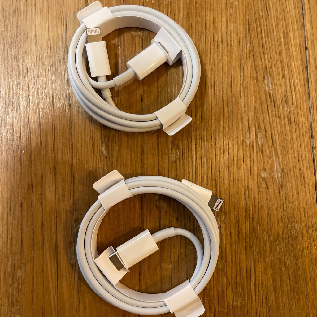 USB-C Lightning кабель