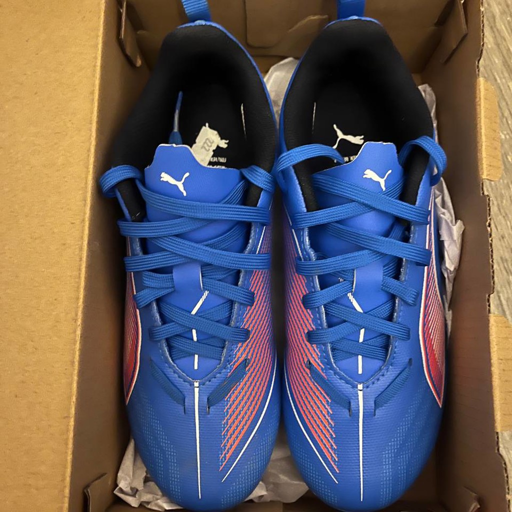 Шиповки Puma для футбола