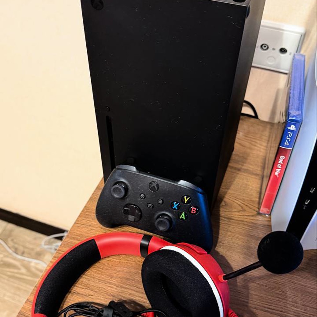 Xbox Series X 1TB Disc Edition