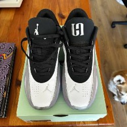 Кроссовки Air Jordan Heir Series 2 - фото 5